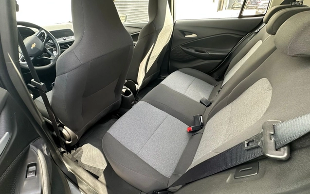 imagem-https://www.socarrao.com.br/sc-vehicle-images-prod/1442131/1778763940325-MjQzNjFkNmEtZjliZi00ZTM3LTkzZGQtMzI2OGE2NjhlOWQ3LmpwZw.jpg