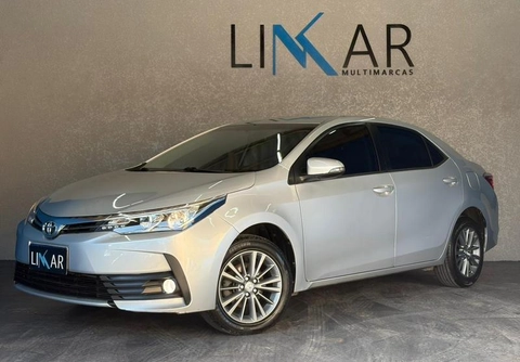 Toyota Corolla 2018 Prata — foto 1 de 3