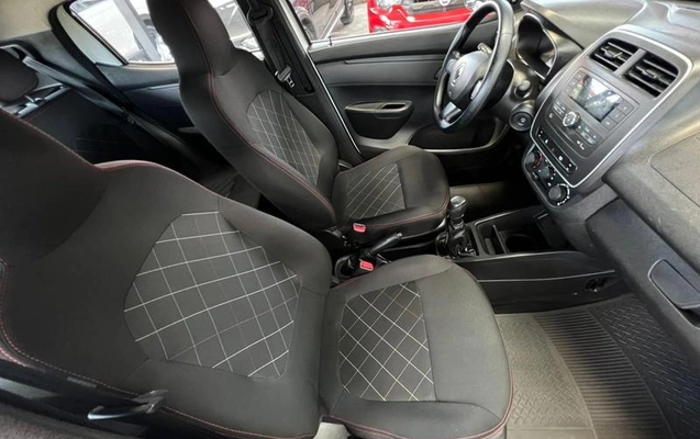 imagem-https://www.socarrao.com.br/sc-vehicle-images-prod/1442461/1792671615440-8086458_8_B_df4f3a1995.jpeg