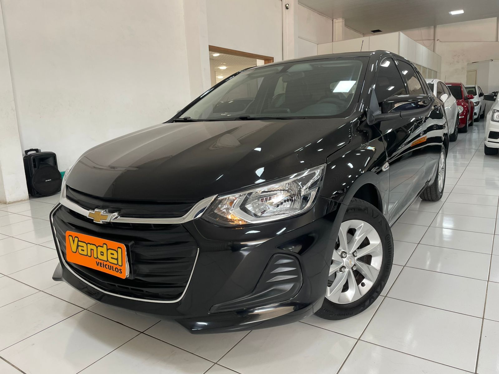 Chevrolet Onix HATCH 1.0 12V Flex 5p Mec. na cor Preto no Sapucaia do Sul / RS - 14426