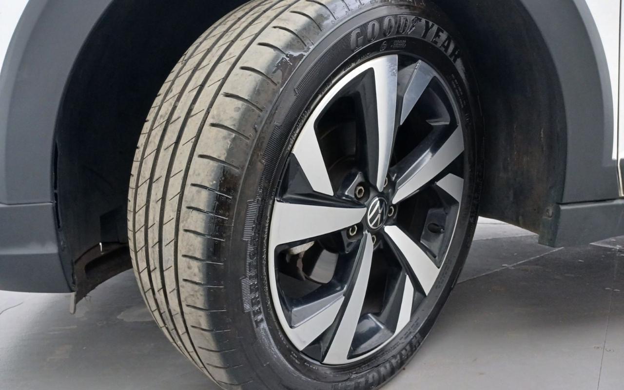 imagem-https://www.socarrao.com.br/sc-vehicle-images-prod/1443059/1778765629175-N2M5YmUzMmItMjk2Mi00MmJkLTk2OGYtNmY0ZGVhY2RiNDA4LmpwZWc.jpeg