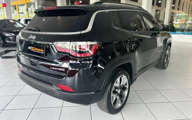 imagem-https://www.socarrao.com.br/sc-vehicle-images-prod/1443164/1790885641885-8060906_4_B_8695ddce16.jpeg