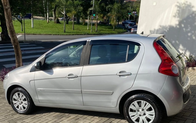 imagem-https://www.socarrao.com.br/sc-vehicle-images-prod/1444531/1781890183593-gb-534629d.jpeg