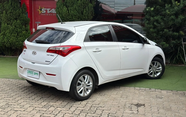imagem-https://www.socarrao.com.br/sc-vehicle-images-prod/1444642/1788883993858-7f4b030c-6f74-4888-9c6a-ded7cb161a1a.jpg
