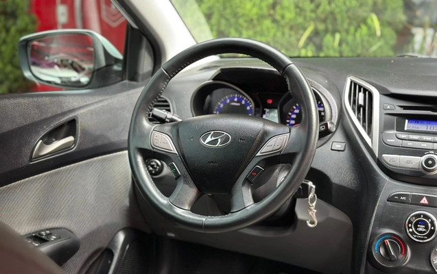imagem-https://www.socarrao.com.br/sc-vehicle-images-prod/1444642/1788883993863-6a7c5647-2862-4198-868f-855e859e0f1e.jpg