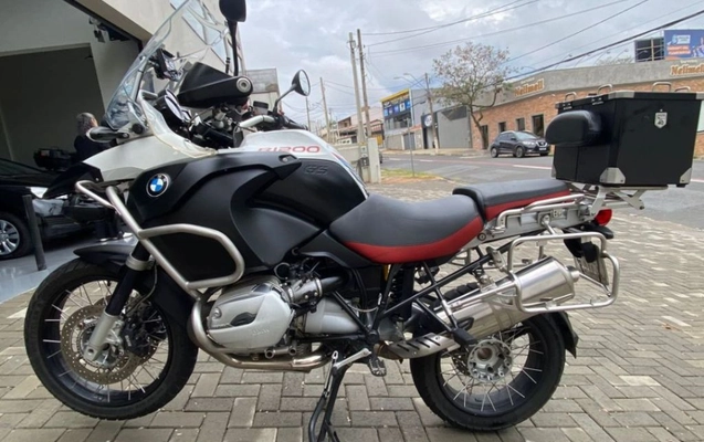 imagem-https://www.socarrao.com.br/sc-vehicle-images-prod/1444656/1778767588541-gb-985cdab.jpg