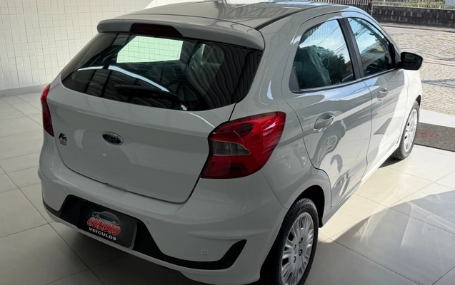 imagem-https://www.socarrao.com.br/sc-vehicle-images-prod/1444803/1778767765006-SU1HXzYzNzEuanBlZw.jpeg
