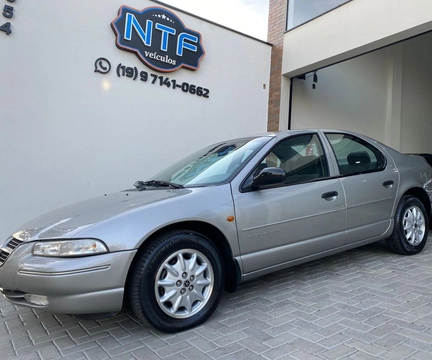 Chrysler Stratus LE 2.0 1997 Prata — foto 1 de 3