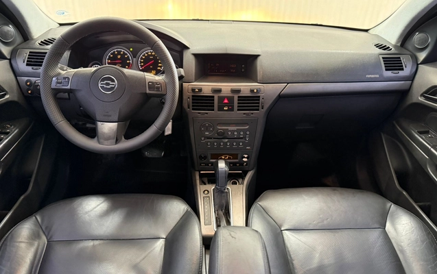 imagem-https://www.socarrao.com.br/sc-vehicle-images-prod/14451/1769988011136-7176226OR_1766166677_21_450.jpg