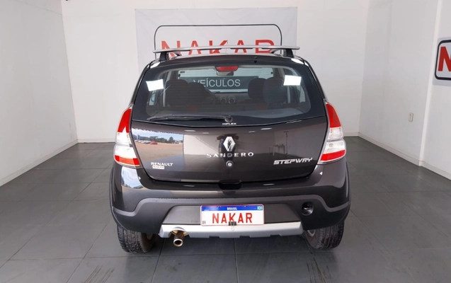 imagem-https://www.socarrao.com.br/sc-vehicle-images-prod/1445715/1788292511551-JXTKlR9owKzaycMTvaEmXpcJdWPvznLR.jpg