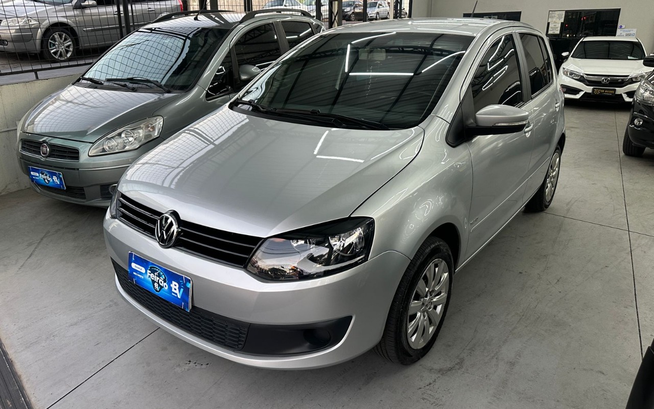 Volkswagen Fox 2013 Prata — foto 1 de 3