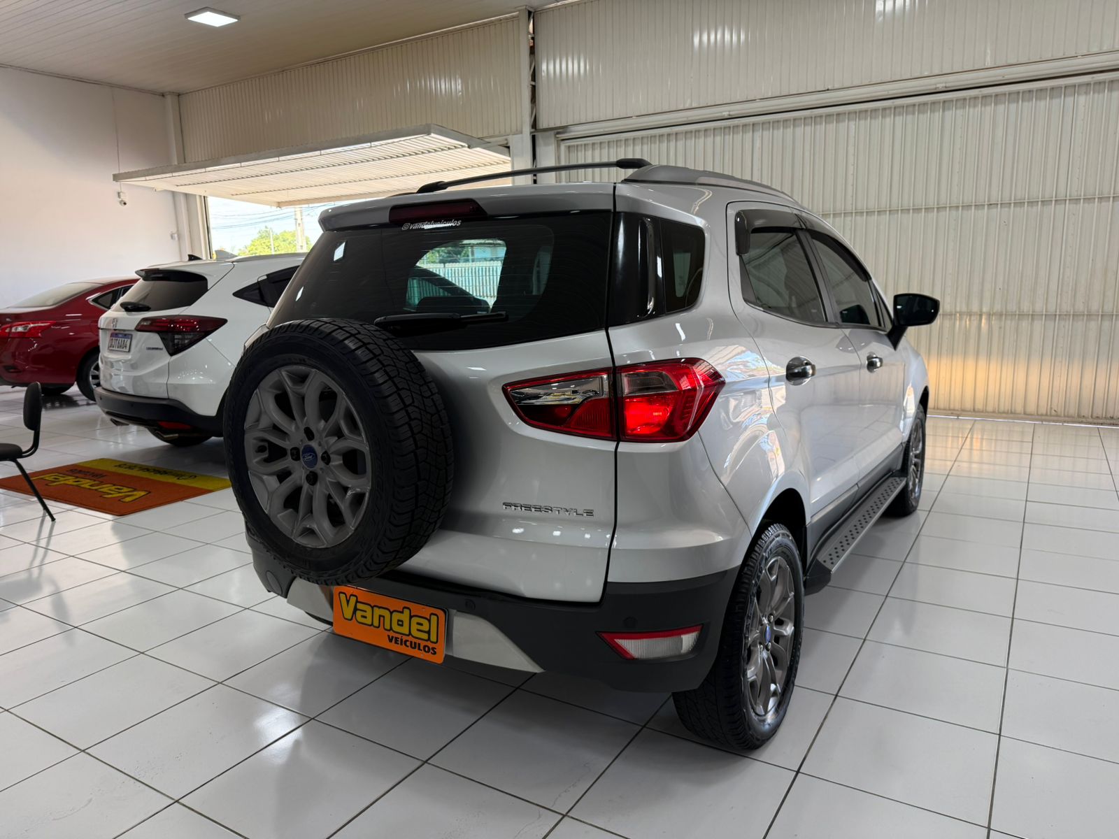 imagem-https://www.socarrao.com.br/sc-vehicle-images-prod/14464/1769988014035-7252640OR_1769533873_6_70.jpg