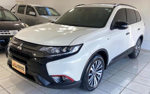 imagem-https://www.socarrao.com.br/sc-vehicle-images-prod/1447536/1778772629264-8080515_3_B_b087fffb0d.jpeg