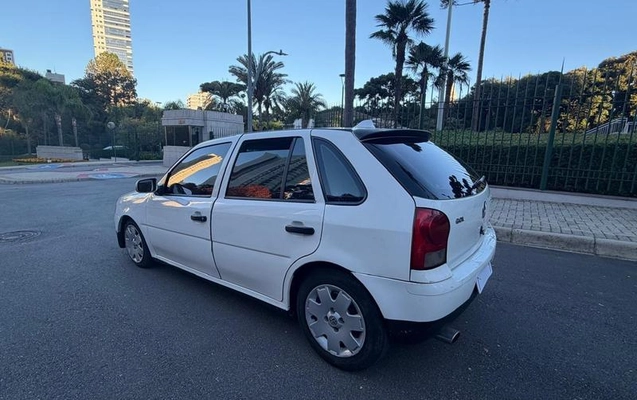 imagem-https://www.socarrao.com.br/sc-vehicle-images-prod/1447537/1789159117996-8072711_8_B_7c9f33ab48.jpeg