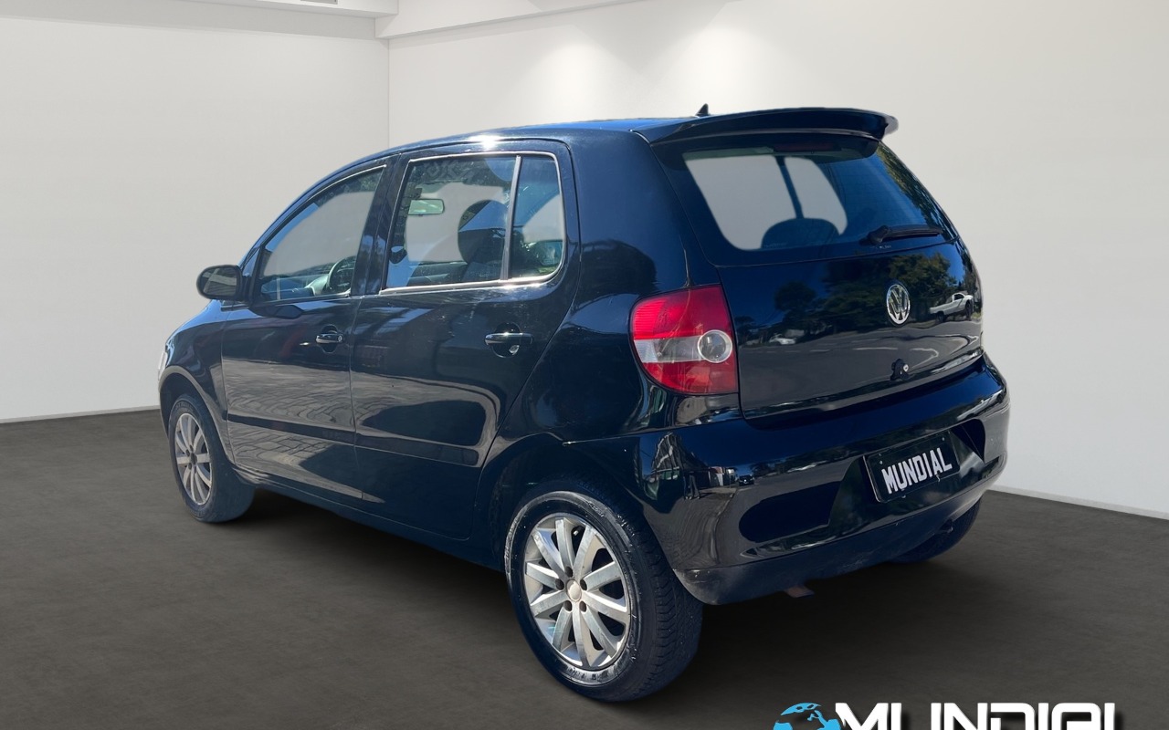 imagem-https://www.socarrao.com.br/sc-vehicle-images-prod/1449982/1781361979337-aW1hZ2UwNC5qcGc.jpg
