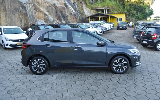 imagem-https://www.socarrao.com.br/sc-vehicle-images-prod/1453118/1783016752180-87b08d8335a64a28bd2a015c9c7b4bfe_1778781158416.jpg
