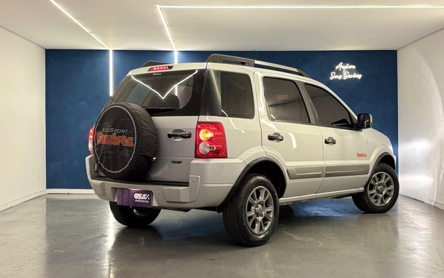 imagem-https://www.socarrao.com.br/sc-vehicle-images-prod/1453680/1778783280032-d62d74f6-ae10-46b7-b00b-2916baa81533.jpg