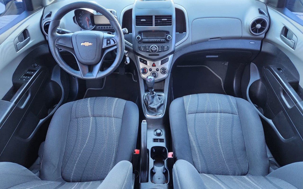imagem-https://www.socarrao.com.br/sc-vehicle-images-prod/1456083/1778787395063-V2hhdHNBcHAgSW1hZ2UgMjAyNi0wNS0xNCBhdCAxNi4wNi4zOSAoMSkuanBlZw.jpeg