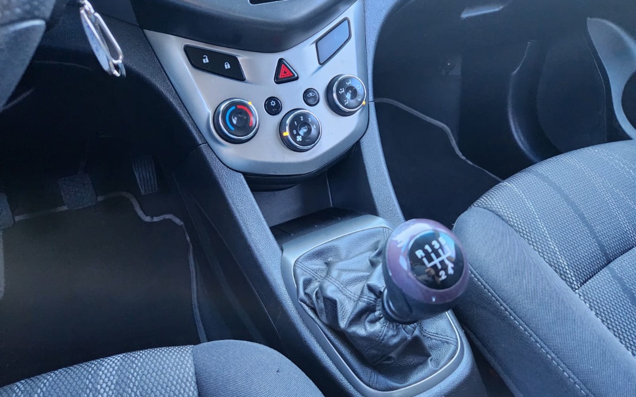 imagem-https://www.socarrao.com.br/sc-vehicle-images-prod/1456083/1778787395314-V2hhdHNBcHAgSW1hZ2UgMjAyNi0wNS0xNCBhdCAxNi4wNi4zNSAoMikuanBlZw.jpeg