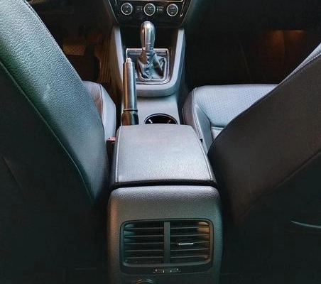 imagem-https://www.socarrao.com.br/sc-vehicle-images-prod/1457506/1789591766999-8089321_18_B_8014e2800e.jpeg