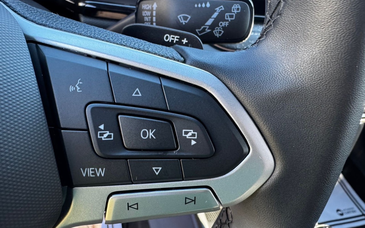 imagem-https://www.socarrao.com.br/sc-vehicle-images-prod/1457734/1778789894370-MTcwYTYwYzUtM2I1NS00MTIzLTk5MmMtMzRjZTBjMDJjNzZiLmpwZWc.jpeg