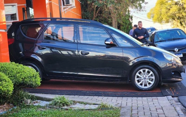 imagem-https://www.socarrao.com.br/sc-vehicle-images-prod/1458445/1788633672123-8089625_11_B_a86f358bb4.jpeg