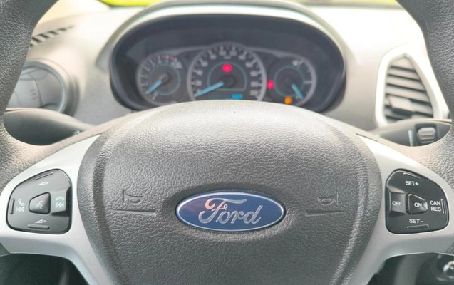 imagem-https://www.socarrao.com.br/sc-vehicle-images-prod/1463910/1783547099741-8089381_13_B_7dd14e2ff8.jpeg