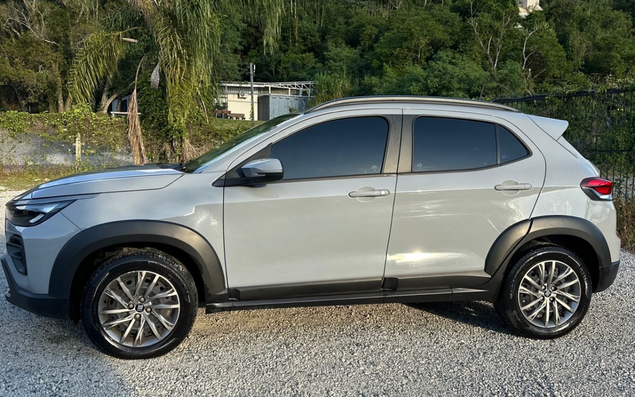 imagem-https://www.socarrao.com.br/sc-vehicle-images-prod/1464154/1778801430173-Rm90byA0LmpwZWc.jpeg