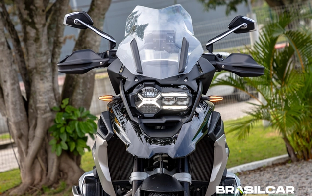 imagem-https://www.socarrao.com.br/sc-vehicle-images-prod/1468667/1778809521307-003_a2126d03ee42353877146789ddc2027a.jpg
