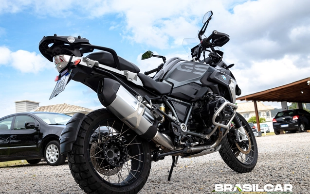 imagem-https://www.socarrao.com.br/sc-vehicle-images-prod/1468667/1778809521316-003_4f461642ae6c6045f3528f2145f9c198.jpg