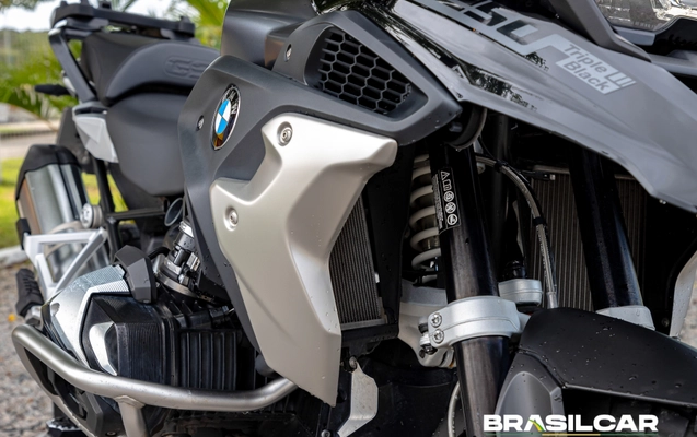 imagem-https://www.socarrao.com.br/sc-vehicle-images-prod/1468667/1778809521318-003_932e6881e4bf4e15fa366c21b2e12c3a.jpg