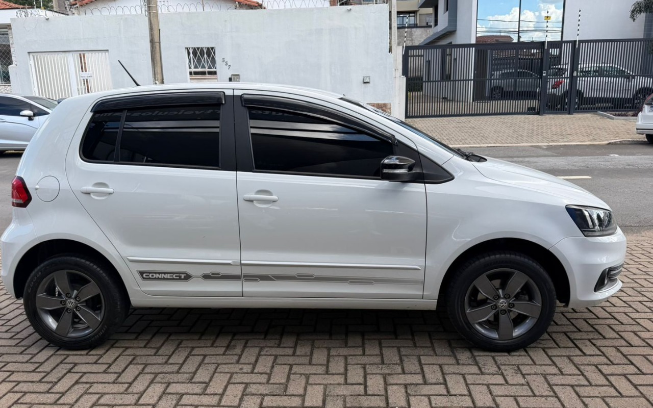 imagem-https://www.socarrao.com.br/sc-vehicle-images-prod/1478245/1778846219029-V2hhdHNBcHAgSW1hZ2UgMjAyNi0wNC0xNCBhdCAxNC4zOS4yOSAoMykuanBlZw.jpeg