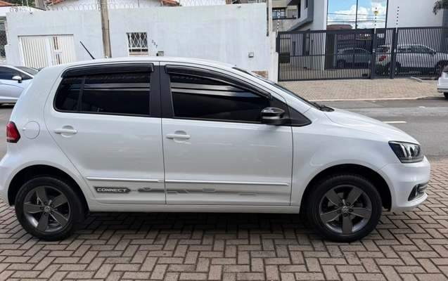 imagem-https://www.socarrao.com.br/sc-vehicle-images-prod/1478245/1778846219029-V2hhdHNBcHAgSW1hZ2UgMjAyNi0wNC0xNCBhdCAxNC4zOS4yOSAoMykuanBlZw.jpeg