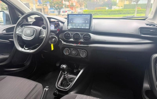 imagem-https://www.socarrao.com.br/sc-vehicle-images-prod/1478374/1787747842951-8090349_19_B_54a8162fc9.jpeg
