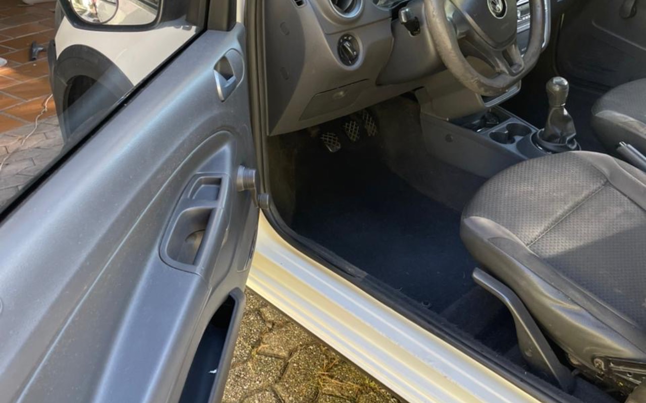 imagem-https://www.socarrao.com.br/sc-vehicle-images-prod/1478447/1778851232377-YzlkMGQ3NGItMWU2ZC00NWRlLWI0YzQtMjRlNjAzYTZiOGQ4LmpwZWc.jpeg