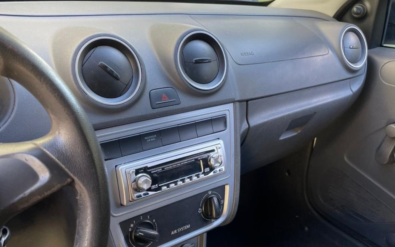 imagem-https://www.socarrao.com.br/sc-vehicle-images-prod/1478447/1778851232625-OTNjNmM2ZjYtODgwZC00NTA2LWI5NDktZTUyN2U0OTg5MDcxLmpwZWc.jpeg