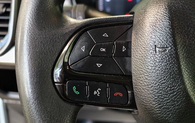 imagem-https://www.socarrao.com.br/sc-vehicle-images-prod/1478509/1786565059532-gb-8ad6c8c.jpg