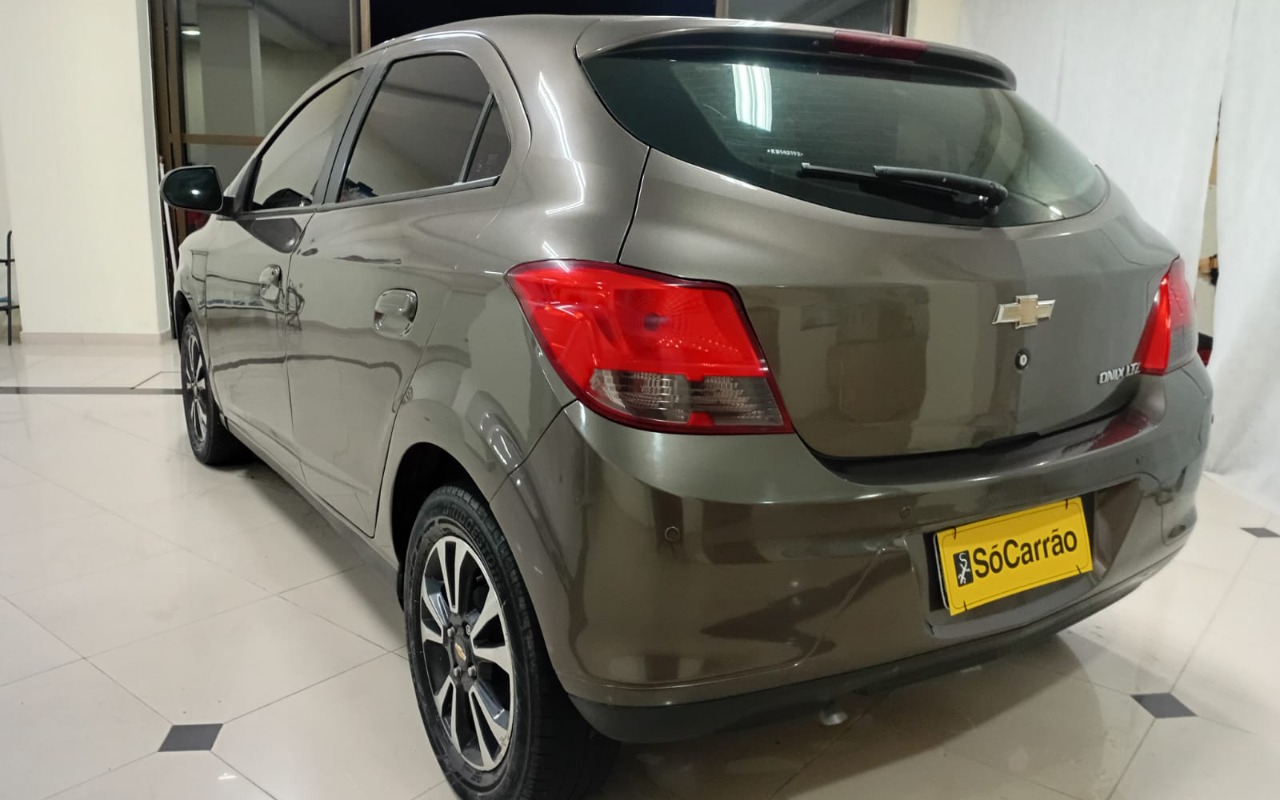 imagem-https://www.socarrao.com.br/sc-vehicle-images-prod/1478541/1778852363812-V2hhdHNBcHAgSW1hZ2UgMjAyNi0wNS0xNSBhdCAwOS4zOC40MCAoMikuanBlZw.jpeg