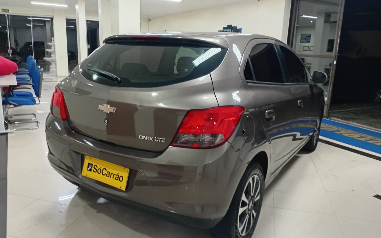 imagem-https://www.socarrao.com.br/sc-vehicle-images-prod/1478541/1778852363936-V2hhdHNBcHAgSW1hZ2UgMjAyNi0wNS0xNSBhdCAwOS4zOC40MS5qcGVn.jpeg