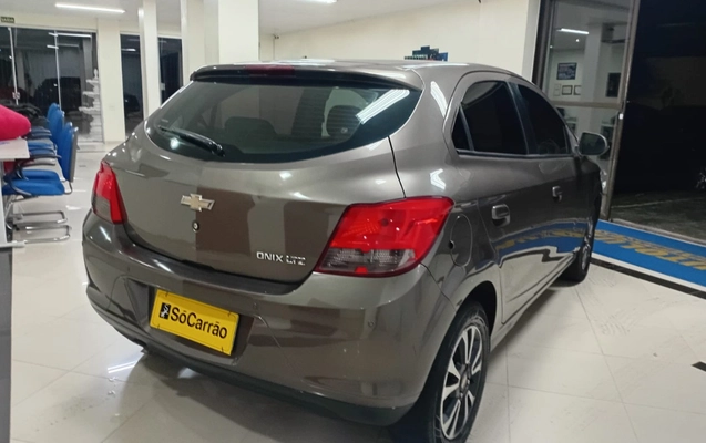 imagem-https://www.socarrao.com.br/sc-vehicle-images-prod/1478541/1778852363936-V2hhdHNBcHAgSW1hZ2UgMjAyNi0wNS0xNSBhdCAwOS4zOC40MS5qcGVn.jpeg
