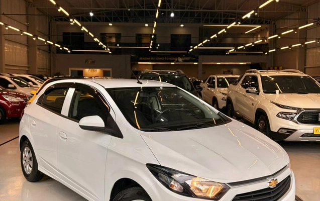 imagem-https://www.socarrao.com.br/sc-vehicle-images-prod/1478625/1778853497550-793a02cf-82a3-4738-934a-5ae2b0925e45.jpg