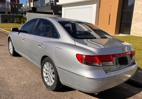 Hyundai Azera 2009 Prata — foto 1 de 3