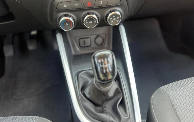 imagem-https://www.socarrao.com.br/sc-vehicle-images-prod/1478775/1787834175709-8088837_19_B_ac151d292c.jpeg