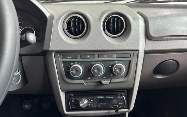 imagem-https://www.socarrao.com.br/sc-vehicle-images-prod/1478786/1778856260650-8052620_12_B_979c7ca1f2.jpeg