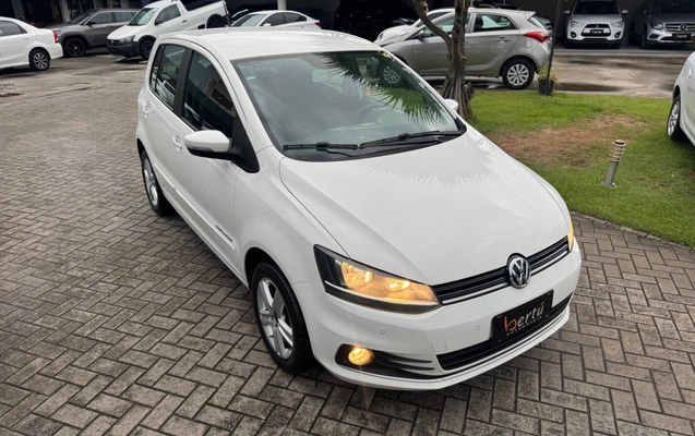 imagem-https://www.socarrao.com.br/sc-vehicle-images-prod/1479575/1778863237311-55568b3d-3d18-4b9f-a8bb-d04d7d9fe54c.jpg