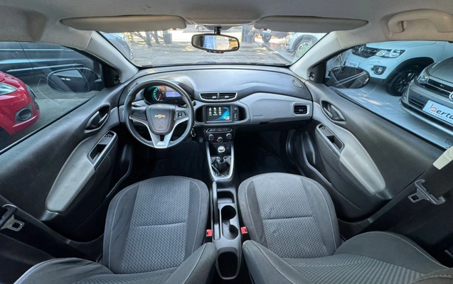 imagem-https://www.socarrao.com.br/sc-vehicle-images-prod/1479576/1778863238544-56d450dd-616d-4111-b0d5-b99b3c906ef9.jpg