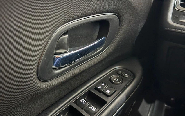 imagem-https://www.socarrao.com.br/sc-vehicle-images-prod/1479657/1779134382839-0c8daa0284624ce999a88203ca7266f9_1778864620579.jpg
