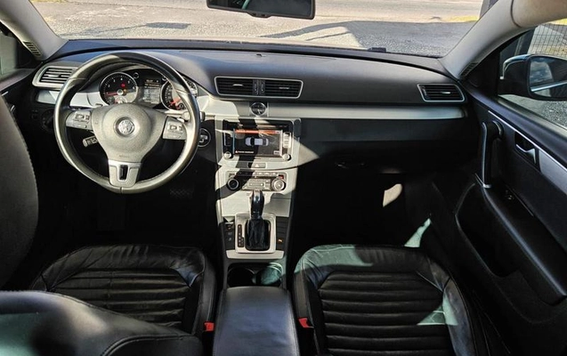 imagem-https://www.socarrao.com.br/sc-vehicle-images-prod/1479682/1786476652147-8038332_0_B_0d58f763de.jpeg