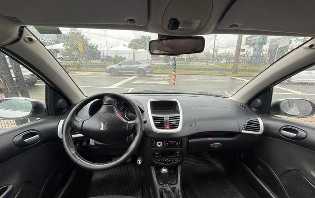 imagem-https://www.socarrao.com.br/sc-vehicle-images-prod/1479693/1787925100287-8069191_0_B_b62b9b9b15.jpeg