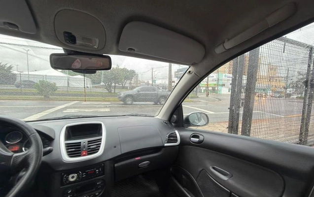 imagem-https://www.socarrao.com.br/sc-vehicle-images-prod/1479693/1787925100290-8069191_0_B_2d925502f7.jpeg
